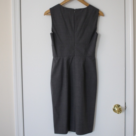 Banana Republic Grey Sleeveless Wool Dress - Picture 2 of 4